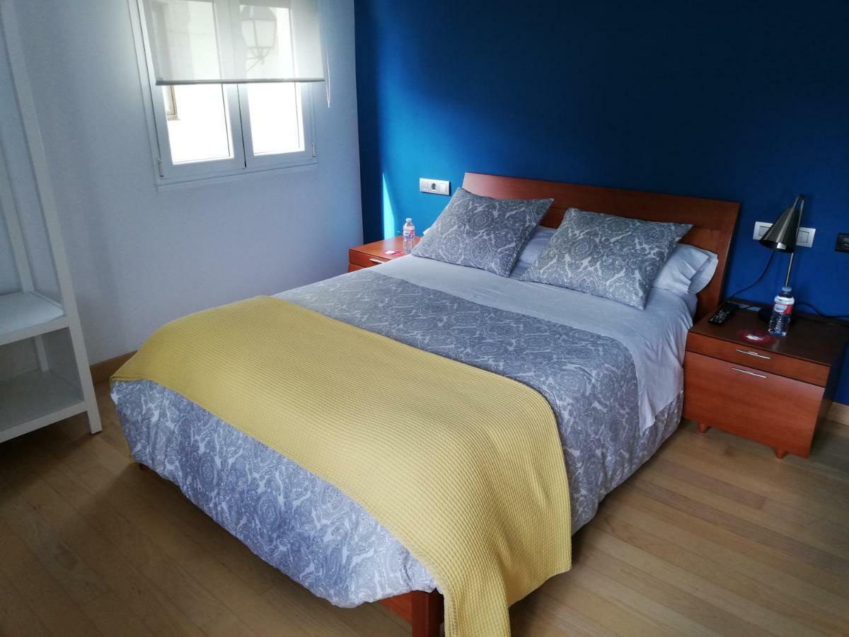 Pension Suites Camino Norte Vilalba Esterno foto